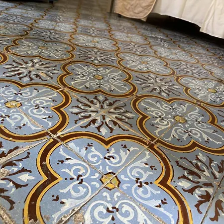 בית נופש Hope אבולה